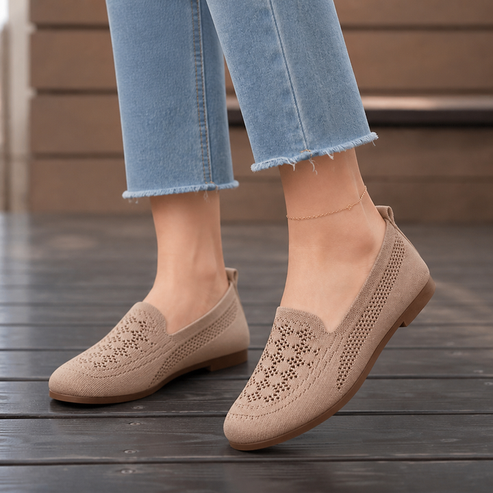 Widloom – Wide Toe Box Slip-On Sneakers