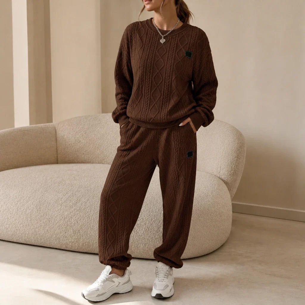 Cable & Co. – Cable-Knit Sweater And Trouser Set