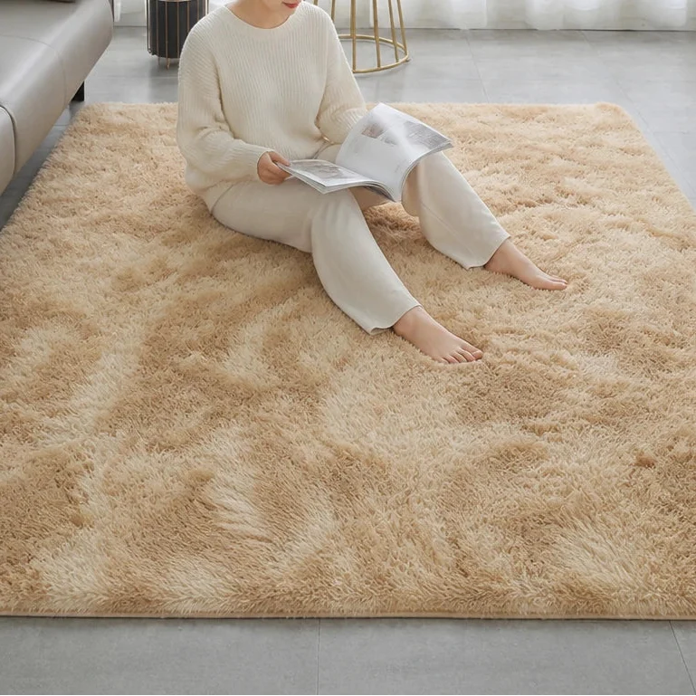 Gradia – Gradient Plush Faux-Fur Area Rug