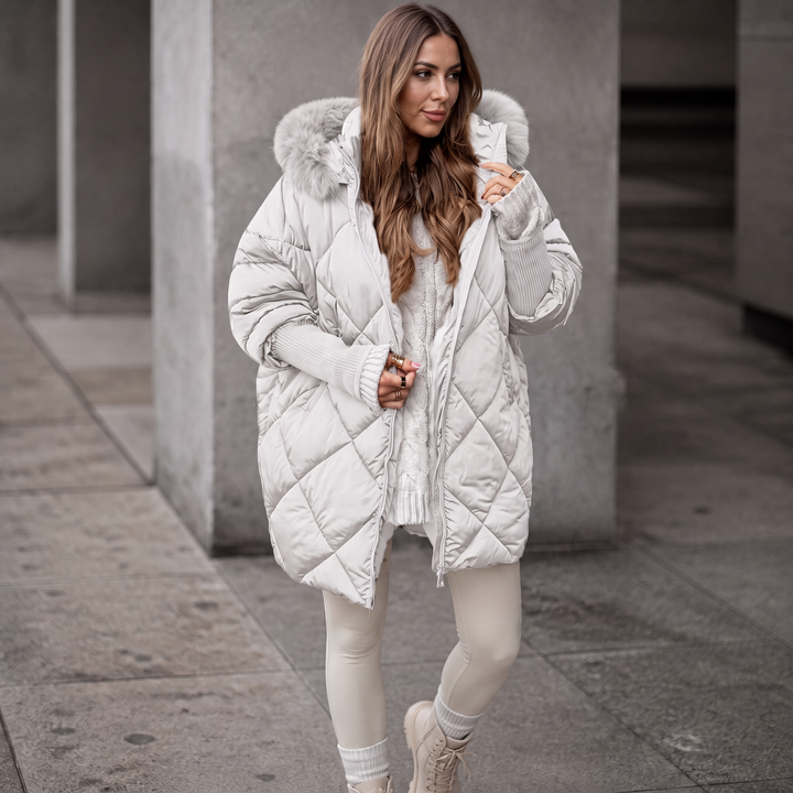 Wovella – Oversized Faux-Fur Hood Quilted Parka