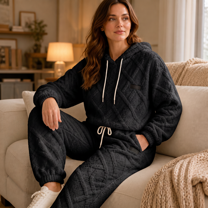 Veloura – 3D Embossed Lounge Set