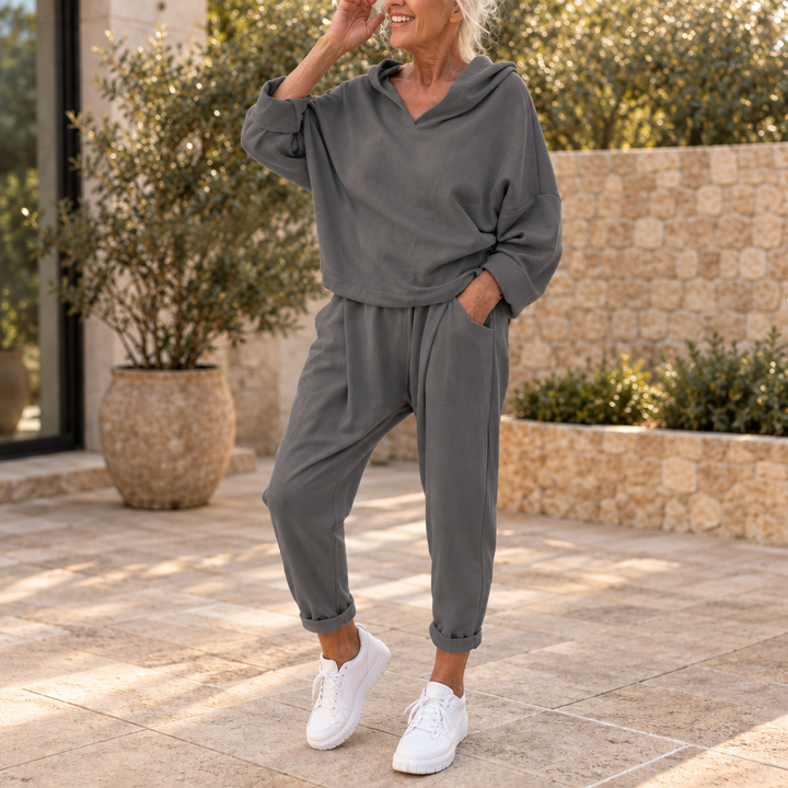 Loungetta – Hooded Sweatshirt And Lounge Pants Set