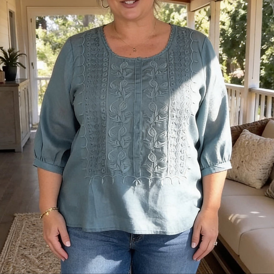 Airlume – Embroidered-look Short-Sleeve Top