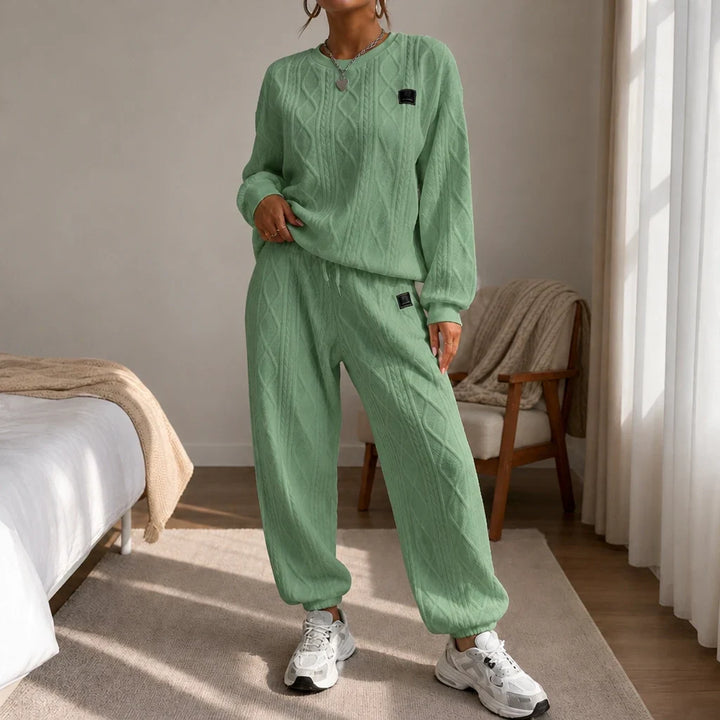 Cablea – Cable-Knit Sweater And Jogger Set