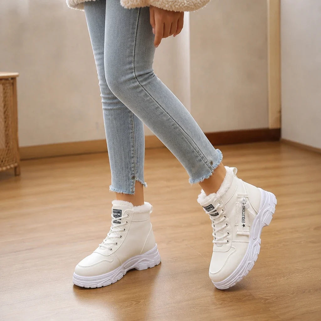 Veluna – Plush-Lined Winter Ankle Boots
