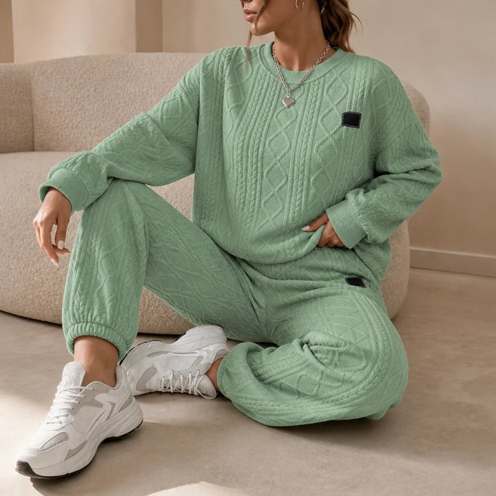 Cable & Co. – Cable-Knit Sweater And Trouser Set