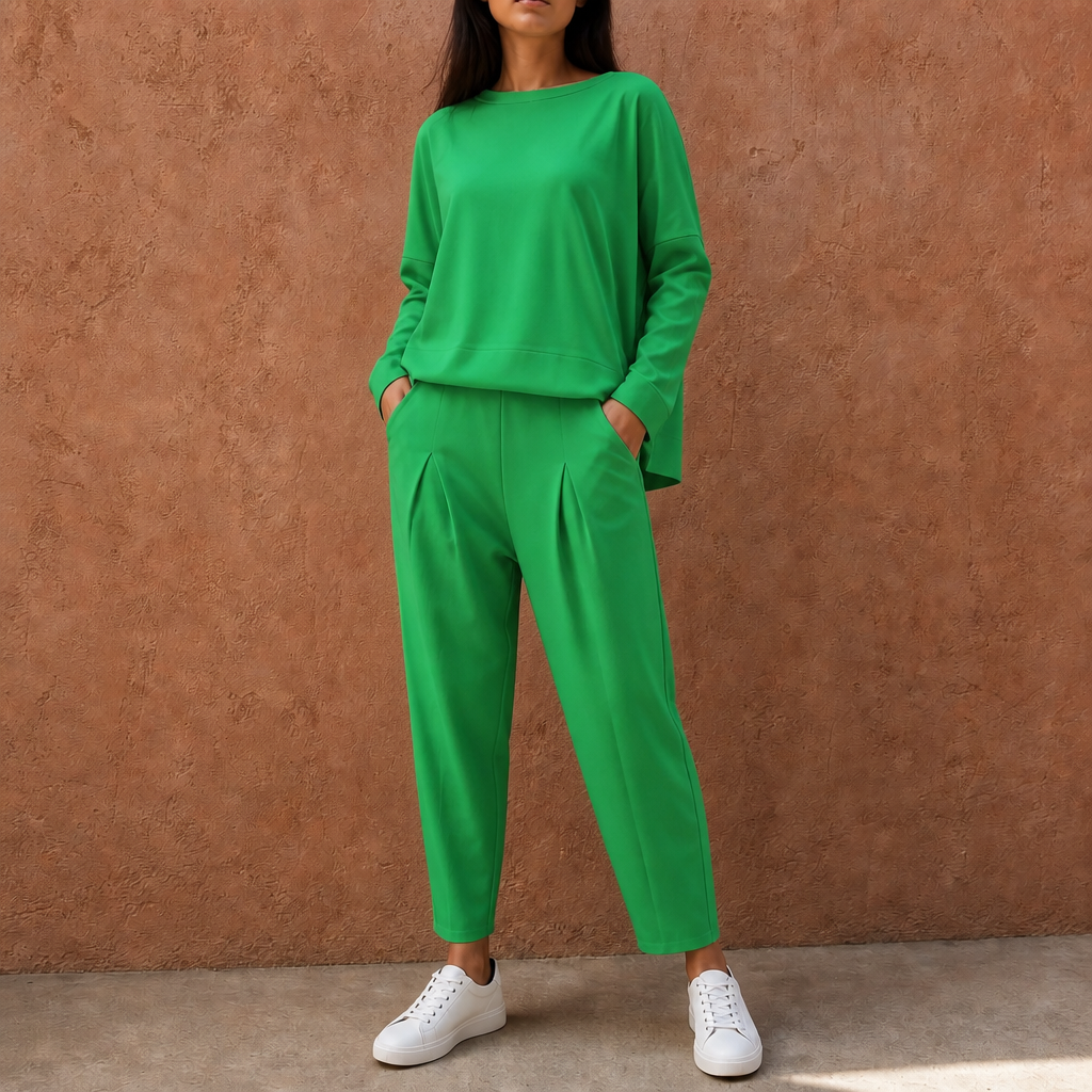 Wearbella – Pleated Wide-Leg Loungewear Set