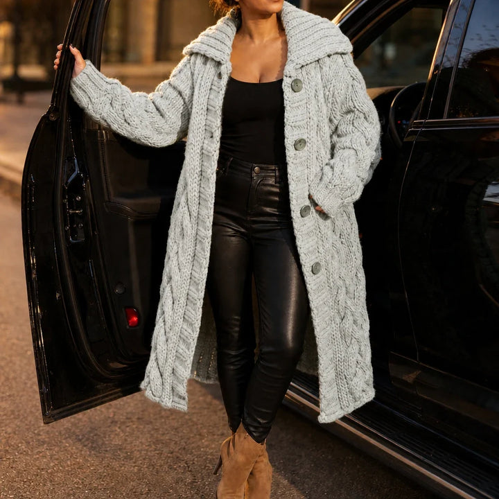 Cable & Clover – Chunky Cable-Knit Oversized Cardigan