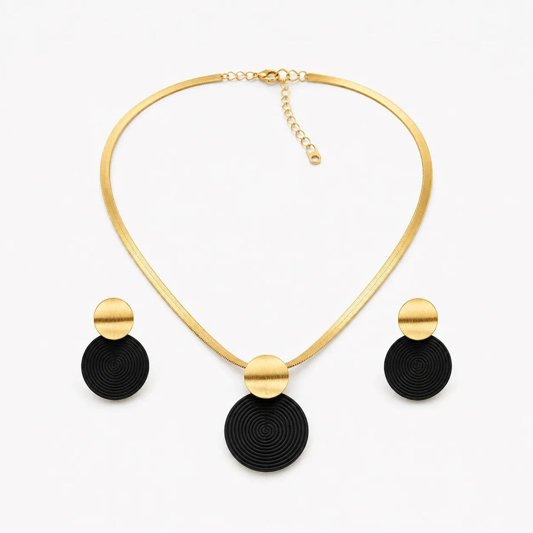 Aurenza – Gold necklace and earring set, textured medallion, flat snake chain